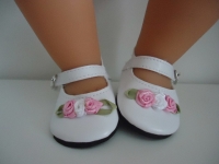 Schoentjes wit met roosjes