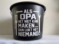Emmer "als opa het niet kan...sleutel schroevendraaier".